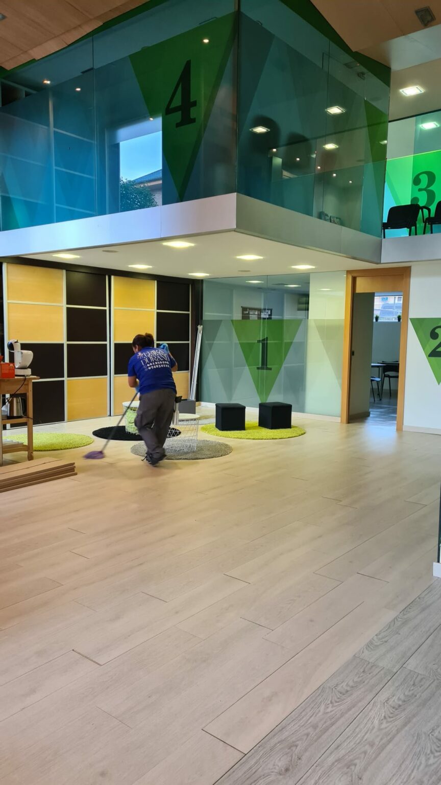 Limpieza de oficinas en Cantabria